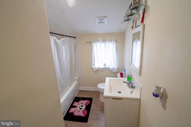 1035 INDIANA AVE, Trenton, NJ 08638