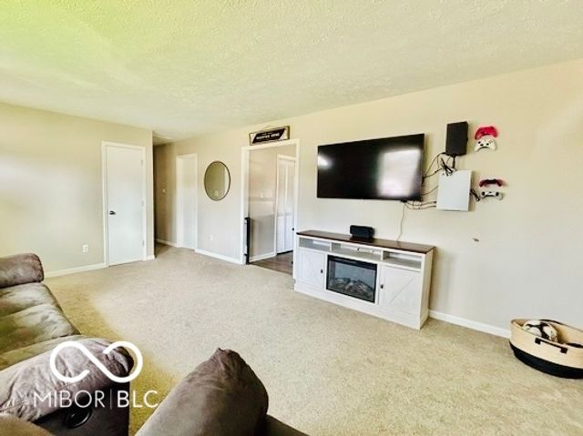 51 N Brewer Street, Greenwood, IN 46142