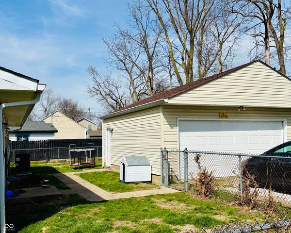 51 N Brewer Street, Greenwood, IN 46142