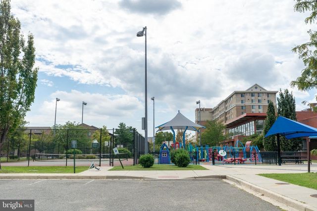 607 Q ST NW, Washington, DC 20001