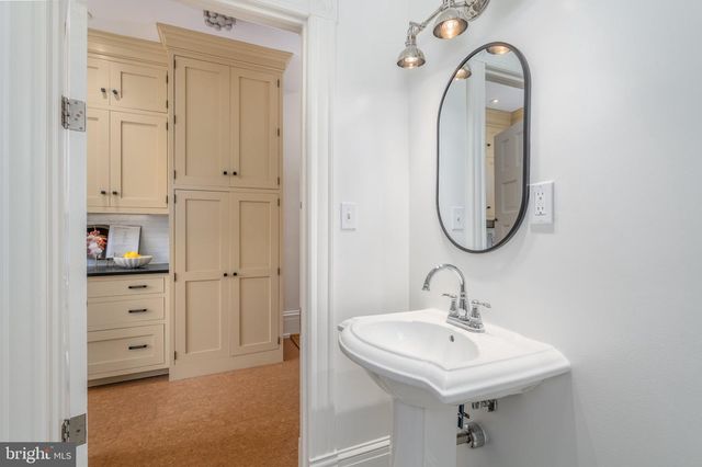 607 Q ST NW, Washington, DC 20001