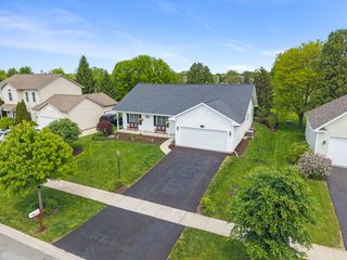 513 Pheasant Chase Drive, Bolingbrook, IL 60490