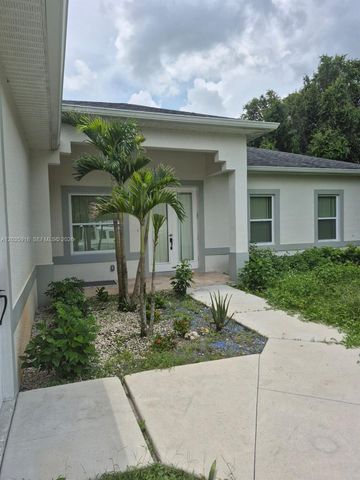 3642 32ND AVE SE, Naples, FL 34117