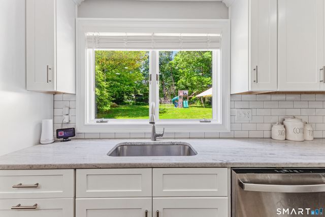 21 Lone Oak Avenue, Wolcott, CT 06716
