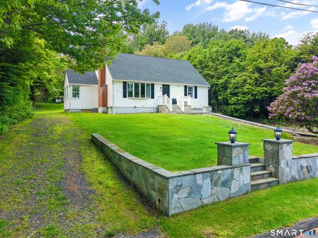 21 Lone Oak Avenue, Wolcott, CT 06716