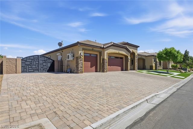 3922 Jacob Lake Circle, Las Vegas, NV 89118