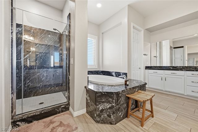 3922 Jacob Lake Circle, Las Vegas, NV 89118