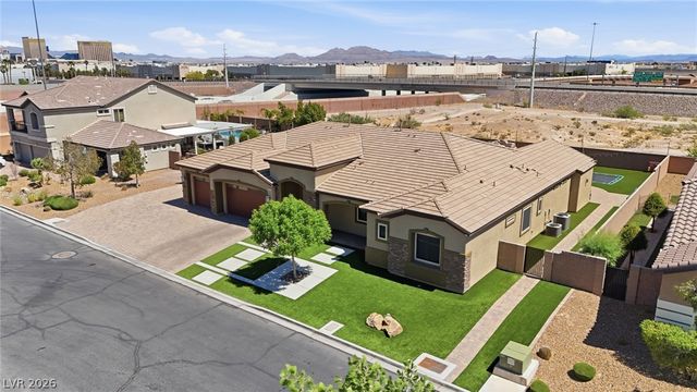 3922 Jacob Lake Circle, Las Vegas, NV 89118