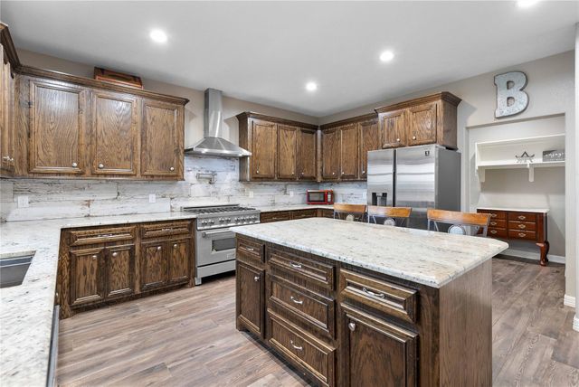 757 County Road 109, Devers, TX 77538