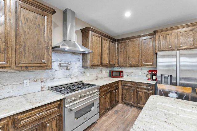 757 County Road 109, Devers, TX 77538