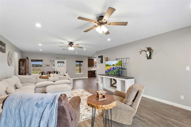 757 County Road 109, Devers, TX 77538