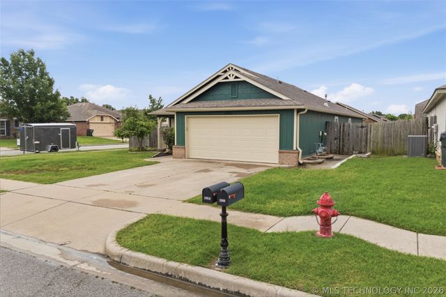 15312 E 110th Street N, Owasso, OK 74055