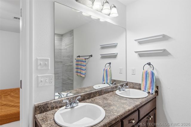 15312 E 110th Street N, Owasso, OK 74055