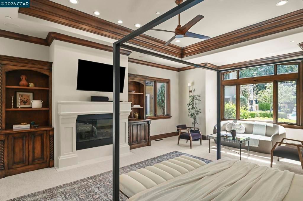 Image 31 of property listing at 2080 Calle Los Callados, Diablo, CA 94528