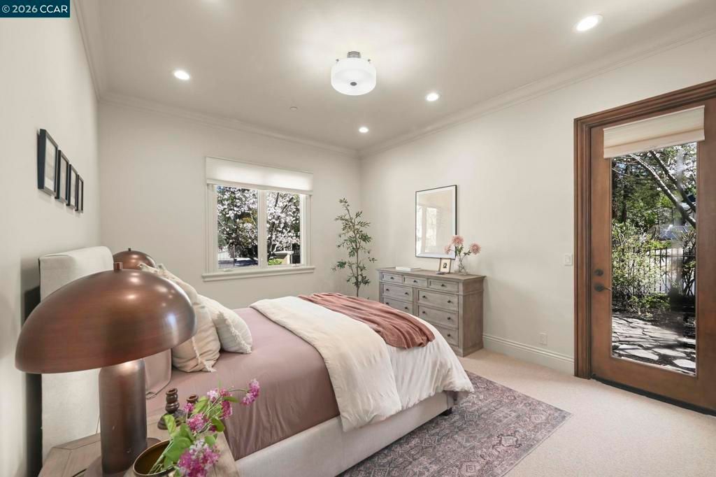 Image 38 of property listing at 2080 Calle Los Callados, Diablo, CA 94528