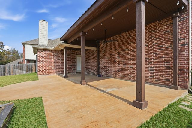 5913 Independence Court, Rowlett, TX 75089