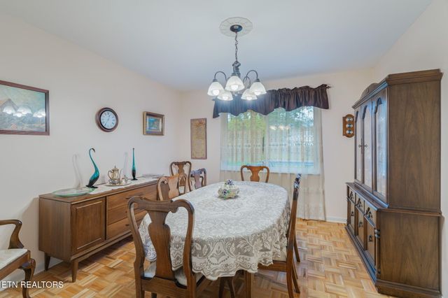 8903 Ormand Lane, Knoxville, TN 37923