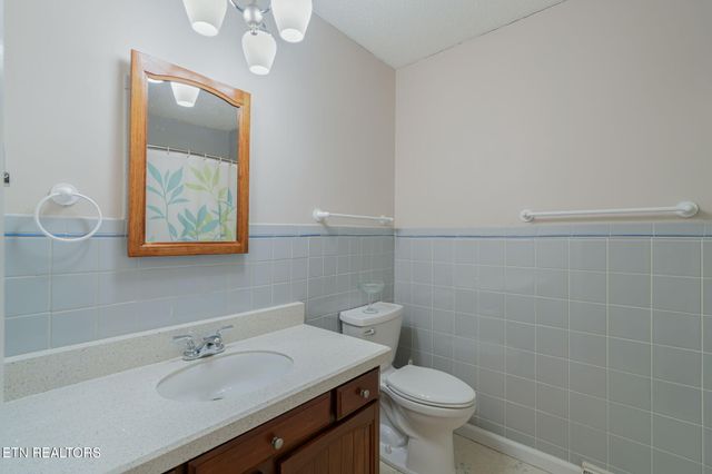 8903 Ormand Lane, Knoxville, TN 37923