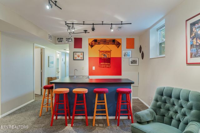 8903 Ormand Lane, Knoxville, TN 37923