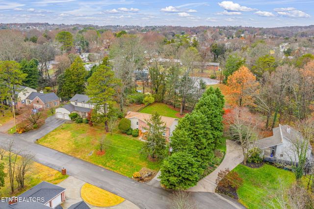 8903 Ormand Lane, Knoxville, TN 37923