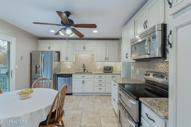 8903 Ormand Lane, Knoxville, TN 37923