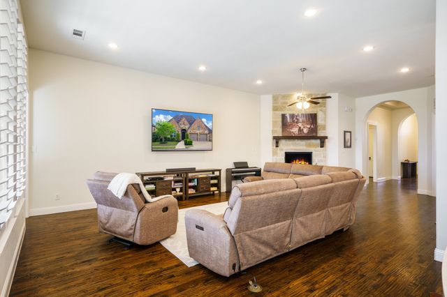 6309 Savannah Oak Trail, Flower Mound, TX 76226