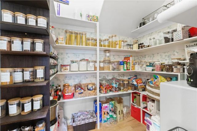 6284 Apple Vista Dr, Wrightwood, CA 92397