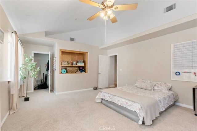 6284 Apple Vista Dr, Wrightwood, CA 92397