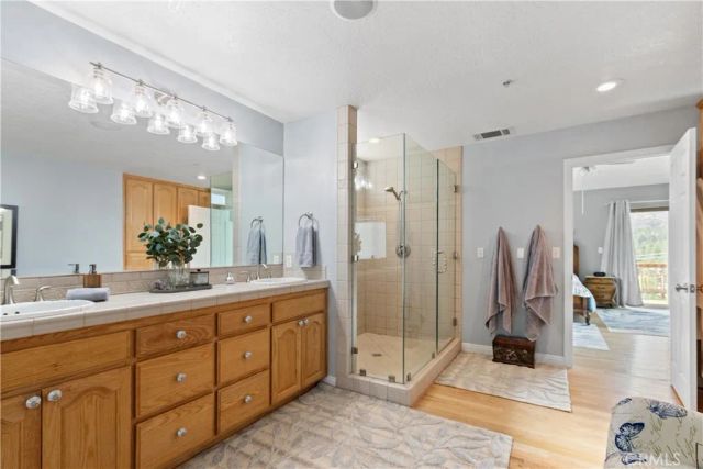 6284 Apple Vista Dr, Wrightwood, CA 92397