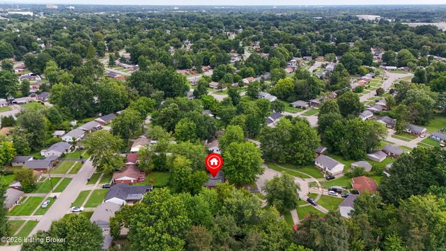 5610 Riata Ct, Louisville, KY 40218