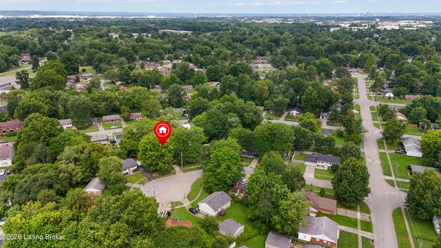 5610 Riata Ct, Louisville, KY 40218
