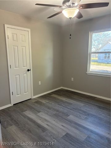 106 S Bagwell, Poteau, OK 74953