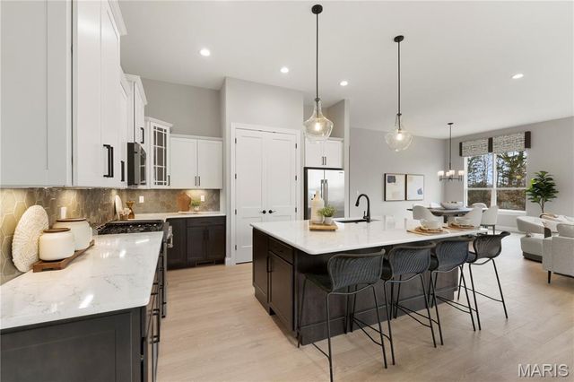 325 Healthy Way, St Charles, MO 63304