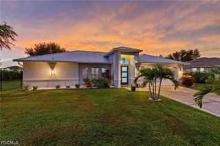 1208 NW 15th PL, Cape Coral, FL 33993