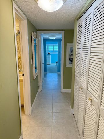 4636 El Mar Dr Apt 602, Fort Lauderdale, FL 33308