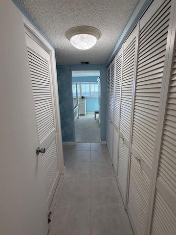 4636 El Mar Dr Apt 602, Fort Lauderdale, FL 33308