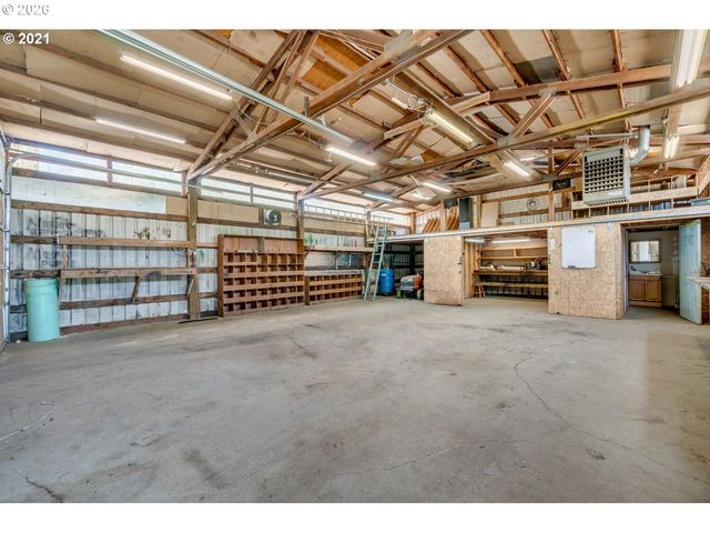 5031 Se JENNE Rd, Portland, OR 97236