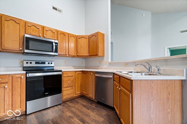8140 Burnett Boulevard, Avon, IN 46123