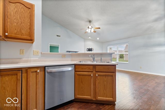 8140 Burnett Boulevard, Avon, IN 46123