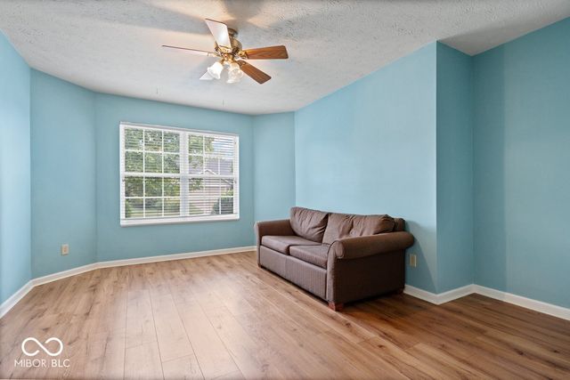 8140 Burnett Boulevard, Avon, IN 46123