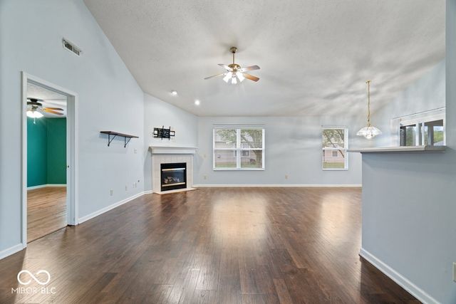 8140 Burnett Boulevard, Avon, IN 46123