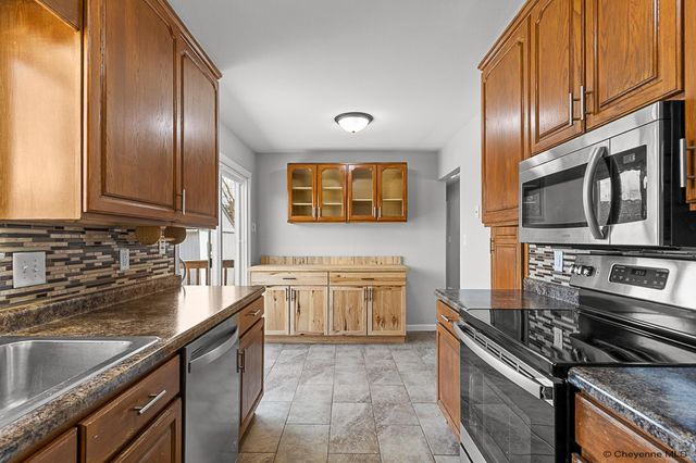 5009 LINDEN WY, Cheyenne, WY 82009