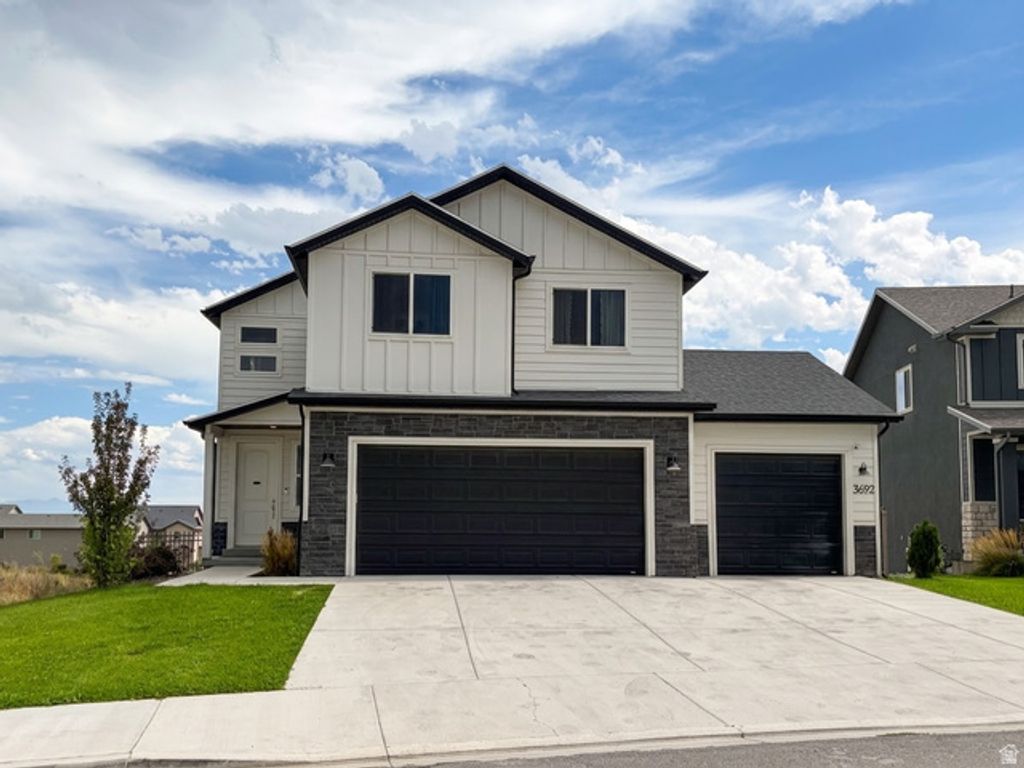 3692 E BARTON CREEK DR, Eagle Mountain, UT 84005 — exterior