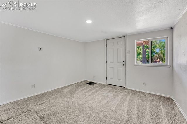 2821 Beacon Street, Colorado Springs, CO 80907