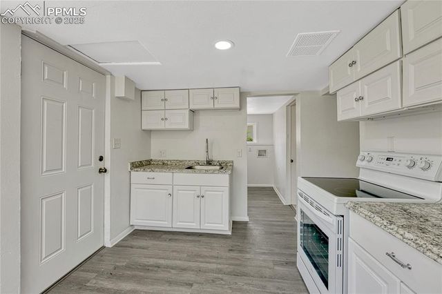 2821 Beacon Street, Colorado Springs, CO 80907