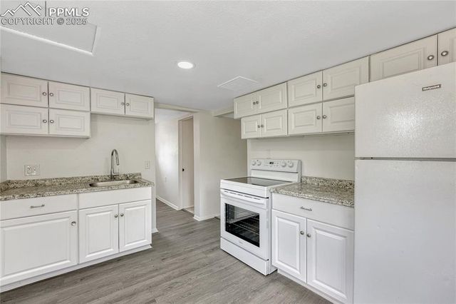 2821 Beacon Street, Colorado Springs, CO 80907