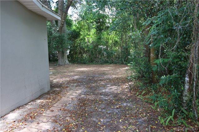 13 S Washington Street, Beverly Hills, FL 34465