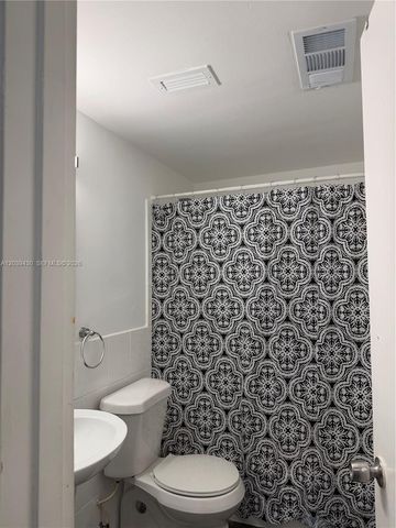 1667 NE Miami Gardens Drive 145, Miami, FL 33179