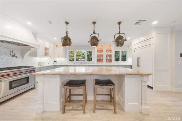 1486 Wembley Road, San Marino, CA 91108