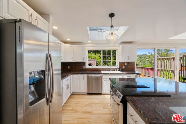19639 Vision Drive, Topanga, CA 90290